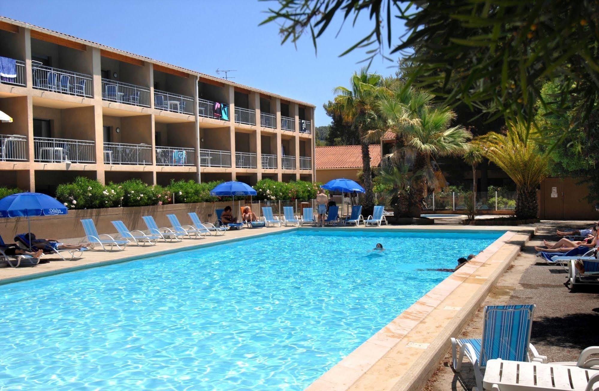 Residence Odalys La Marina Санари-сюр-Мер Екстериор снимка